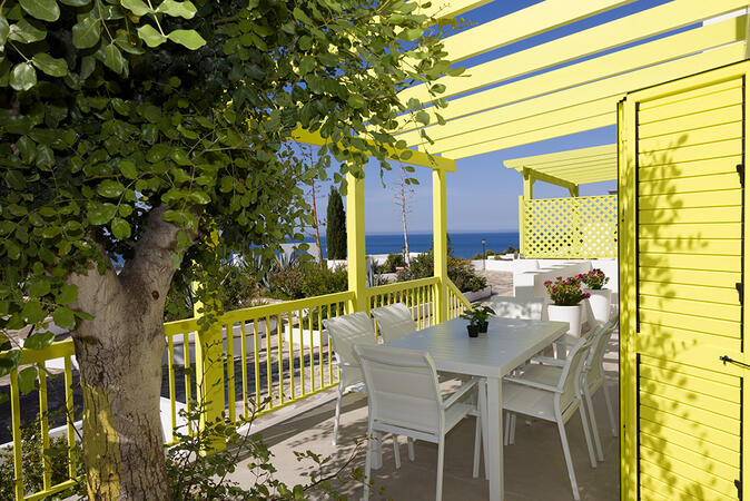 Private porch entrance at Yellow16 Holiday Apartment.