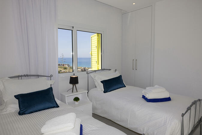 First-floor bedroom offering privacy and a peaceful atmosphere.